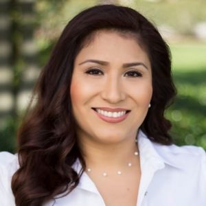 Meet your Posher, Cindy